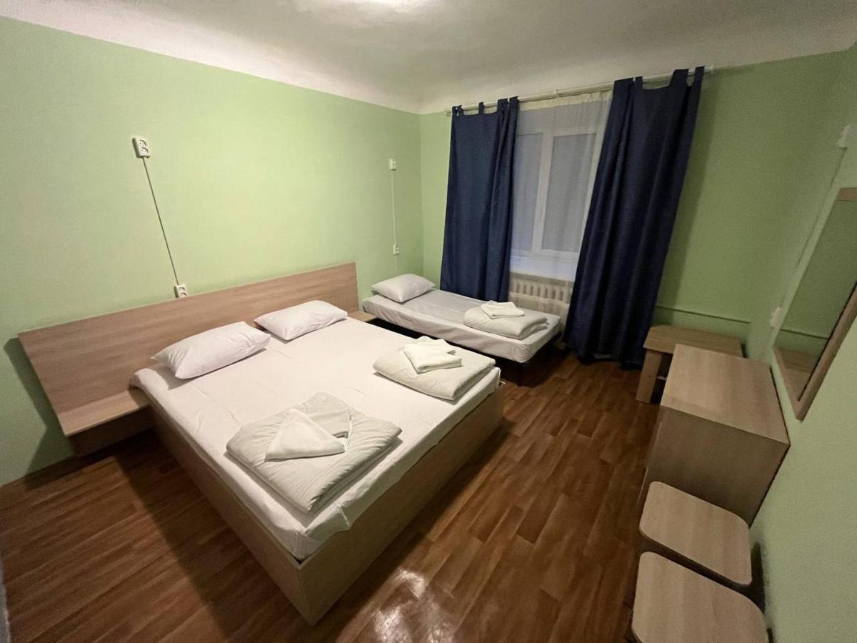 Fox Hostel Киев Экстерьер фото