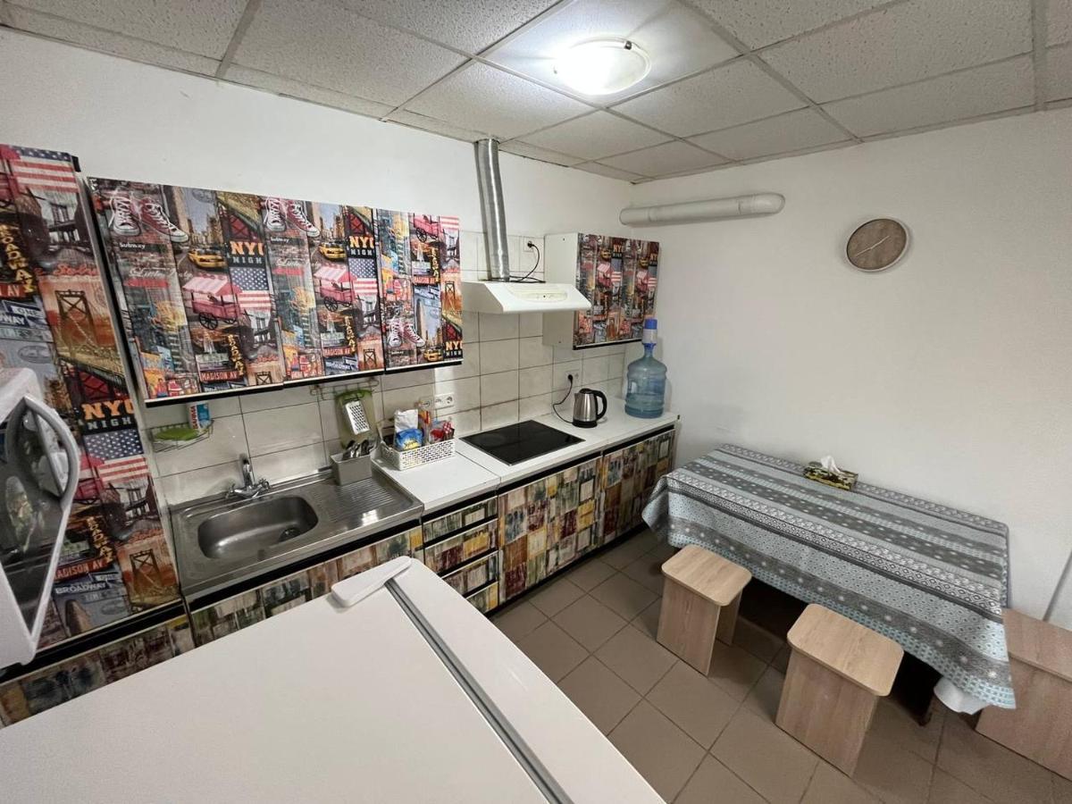 Fox Hostel Киев Экстерьер фото