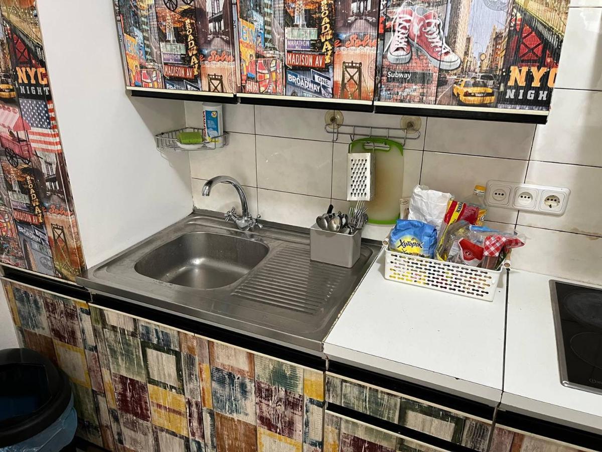 Fox Hostel Киев Экстерьер фото